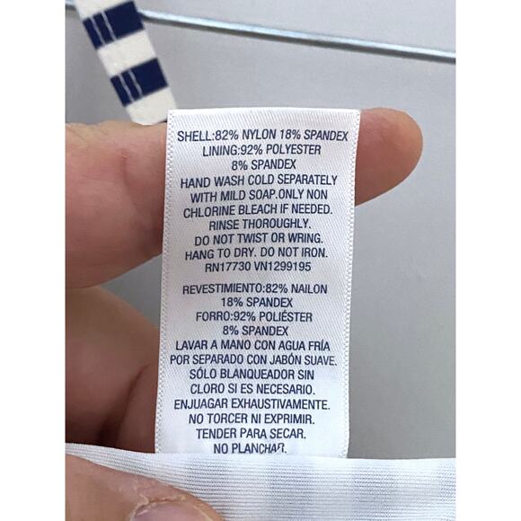 Vineyard Vines for Target Bikini Top Ruffle White Blue Striped Nautical Women 1X - Picture 8 of 8